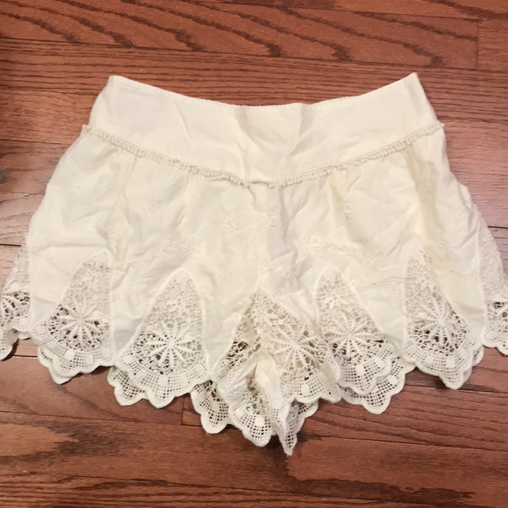 American Eagle Flowy Shorts